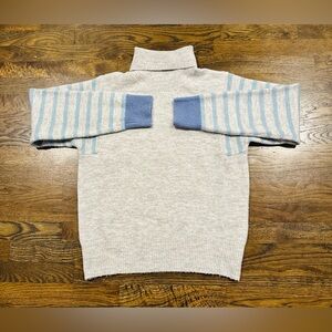 Hem & Thread Gray Turtleneck Sweater Size M Colorblock Ribbed Periwinkle Preppy